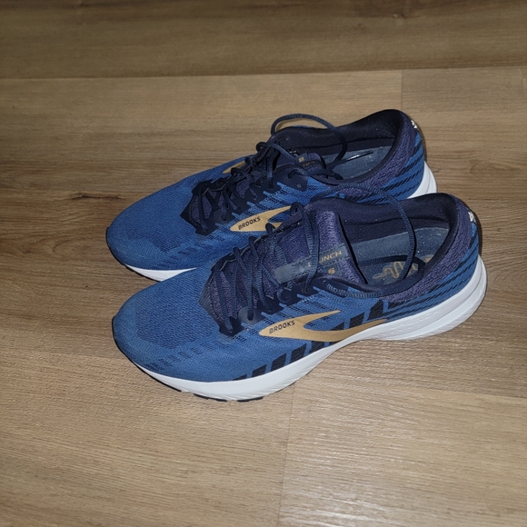 Brooks Men's shoes size 10.5 - Picture 1 of 6